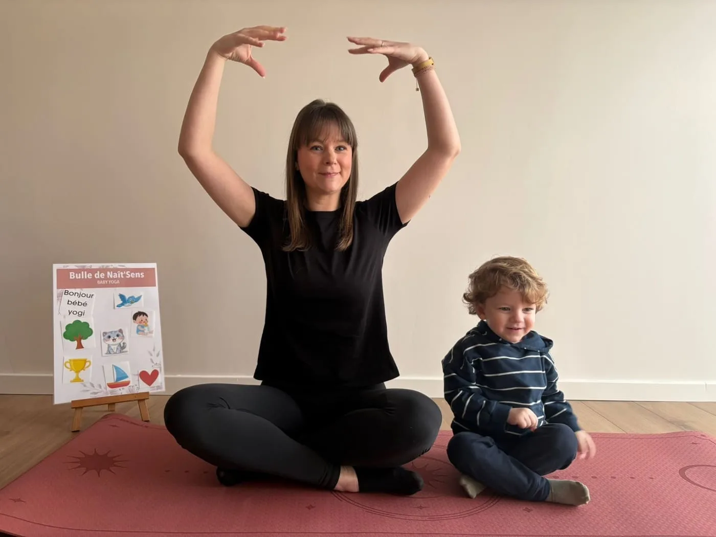 Baby yoga, séance avec Marine Eloy dans le Hainaut